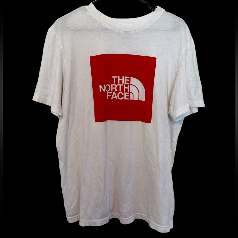 MENS NORTHFACE T-SHIRT
